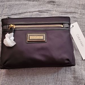 Calvin Klein Women's Belfast Nylon Small Crossbody Cross Body